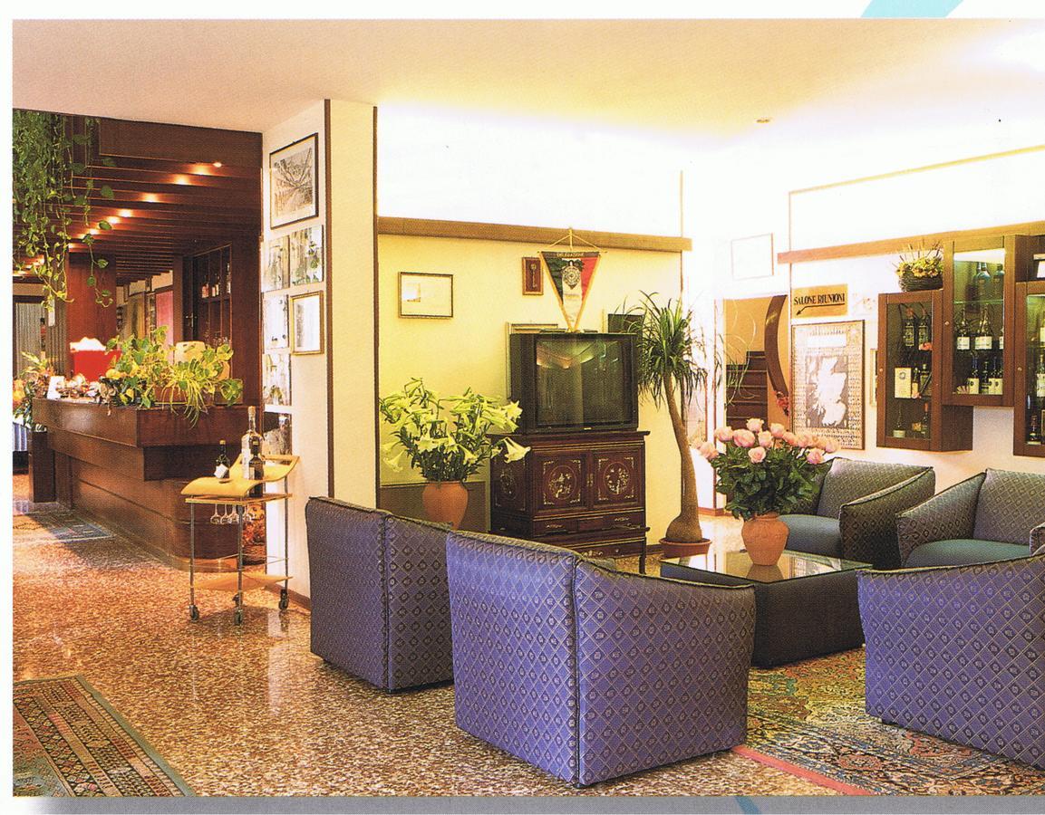 Hotel Piroga Padova Selvazzano Dentro Εξωτερικό φωτογραφία