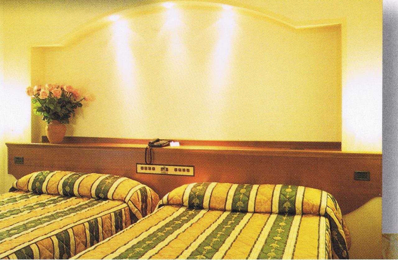 Hotel Piroga Padova Selvazzano Dentro Δωμάτιο φωτογραφία